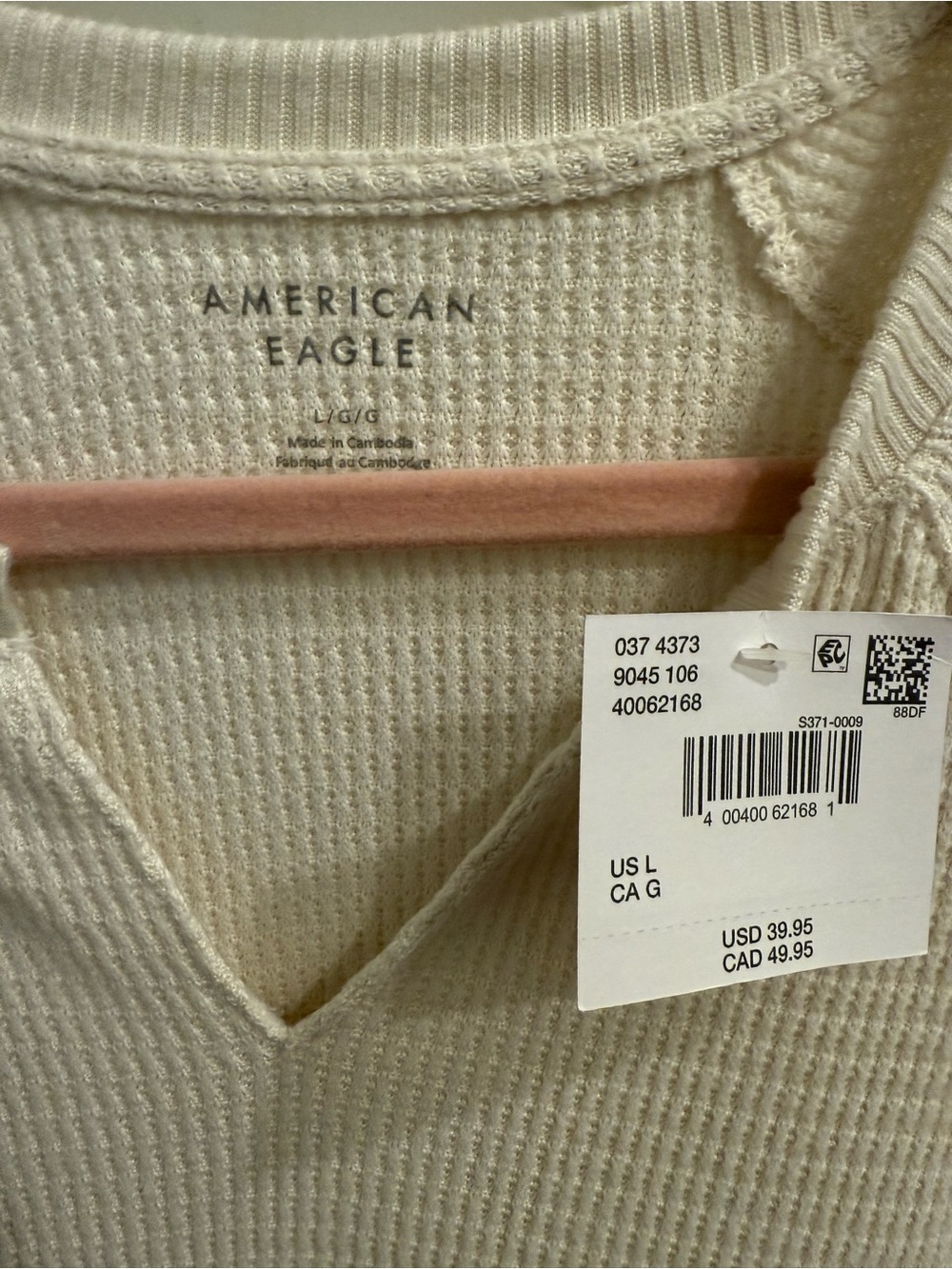American Eagle Cream Waffle V‑Notch Long Sleeve Top - Picture 2 of 3